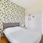 Simplistic In With Garden Tatil Evi Grandcamp-Maisy