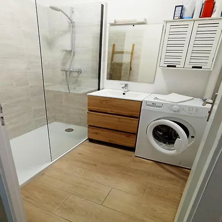 Simplistic In With Garden Grandcamp-Maisy