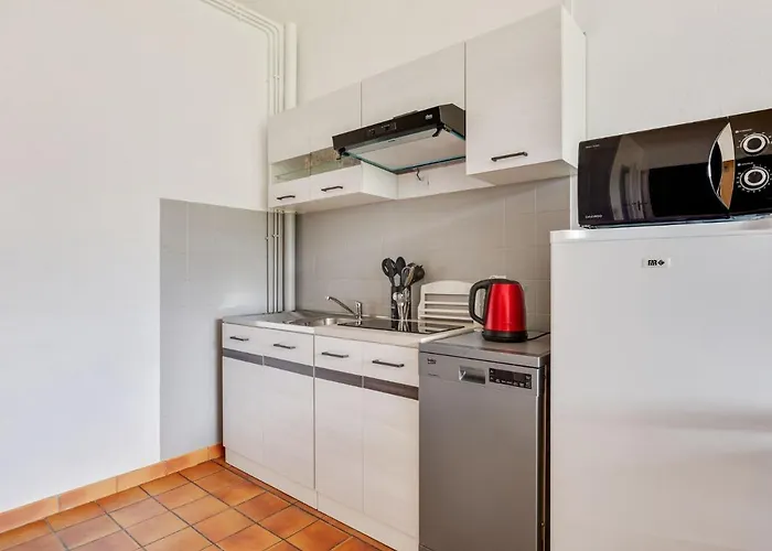 Simplistic In With Garden Semesterbostad *